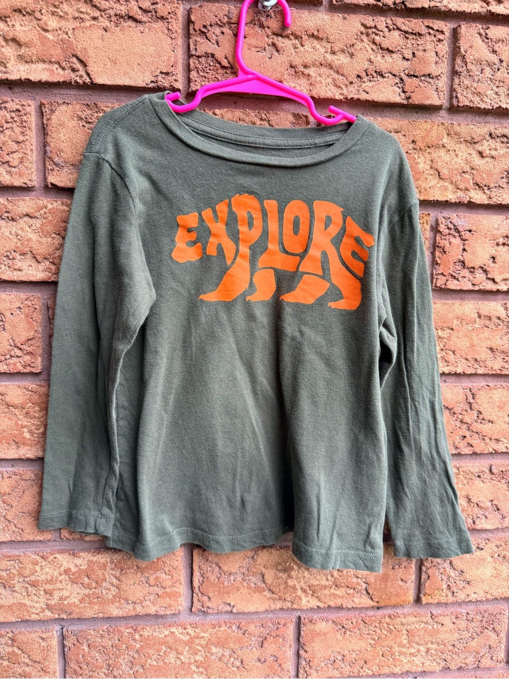 10/$25 • Old Navy “Explore” Cotton Long Sleeve Top